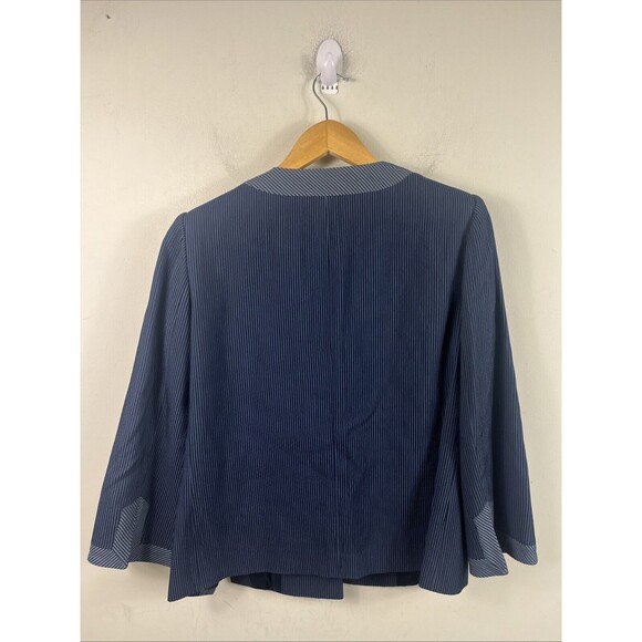 Brooks Brothers Blue Pinstripe 3/4 Sleeve Collarless Crop Modern Jacket Size 10 - Picture 8 of 12